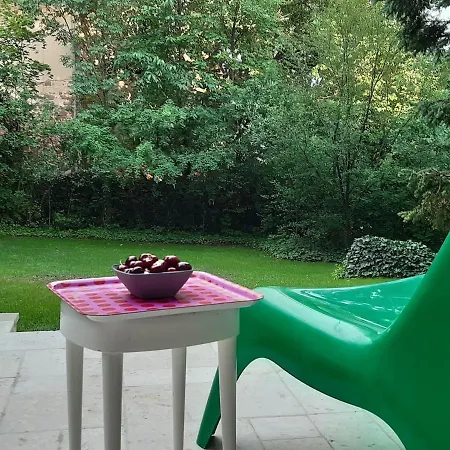 Smaragd-haz Kaptalanfuered Apartment *