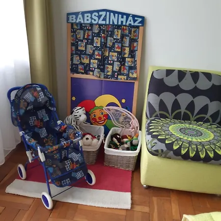 Smaragd-haz Kaptalanfuered *